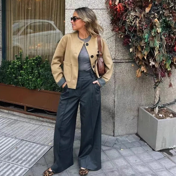 Damen nan kurze Boxy-Jacke aus weichem Wildlederimitat mit Rundhalsausschnitt und aufgesetzten Fronttaschen Drune