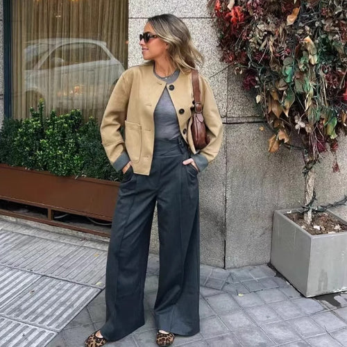 Damen nan kurze Boxy-Jacke aus weichem Wildlederimitat mit Rundhalsausschnitt und aufgesetzten Fronttaschen Drune