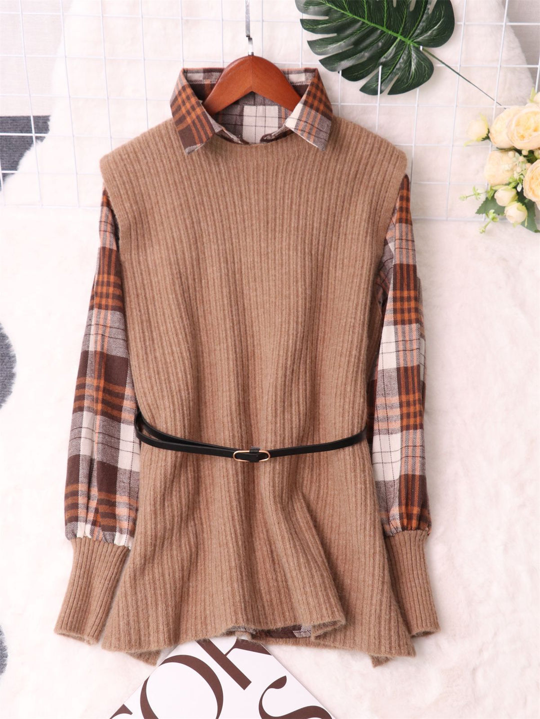 Damen modischer Strickpullover mit ausgefallenem Karohemd und elastischem Taillengürtel Drune