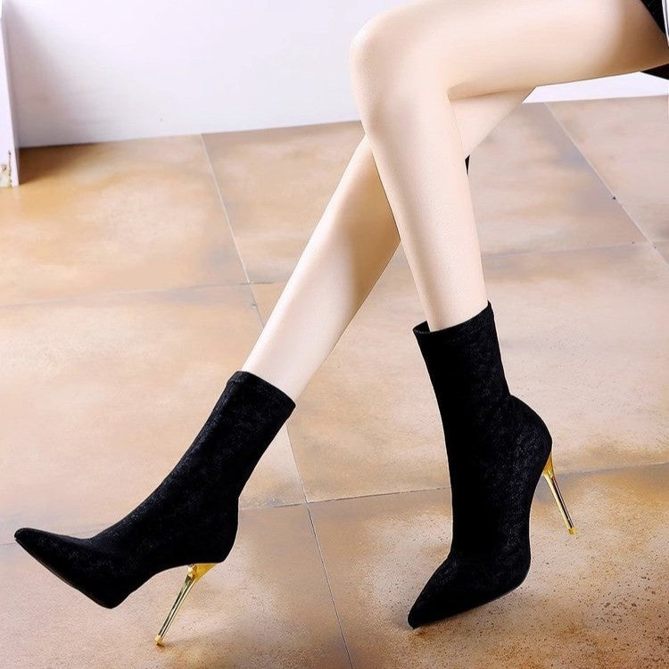 Damen Stretch‑Sockboot Stiefelette mit spitzer Zehenpartie und goldfarbenem Stiletto Drune