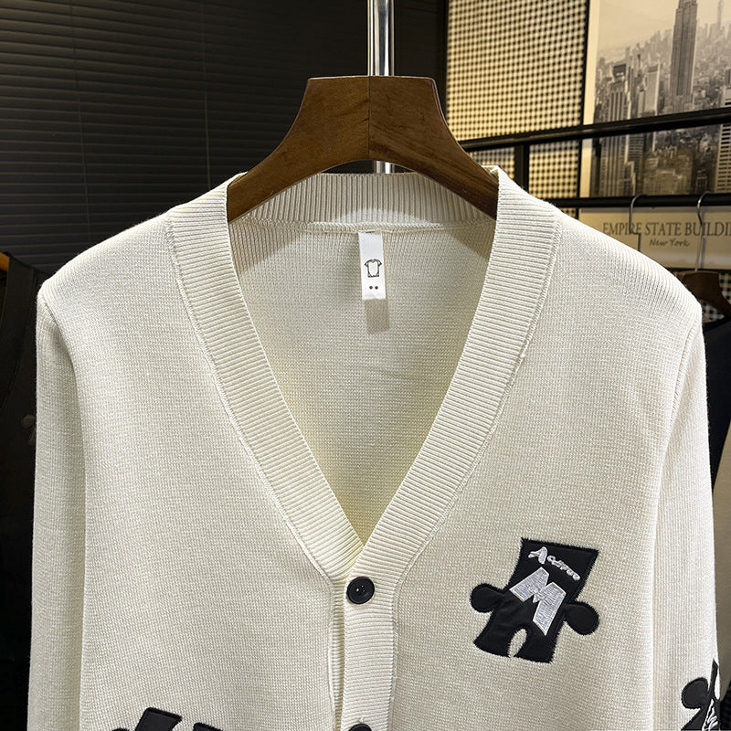 Herren Strick-Cardigan mit V‑Ausschnitt und dekorativen Puzzle‑Applikationen Drune