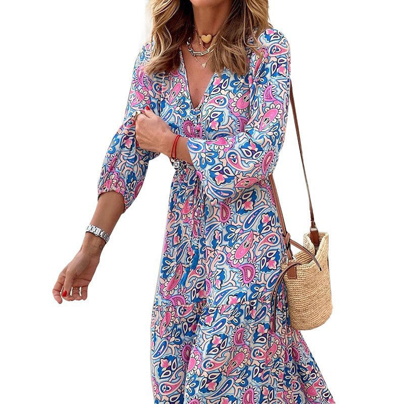 Damen Maxikleid mit feinem Paisleymuster und eleganter Knopfleiste Drune