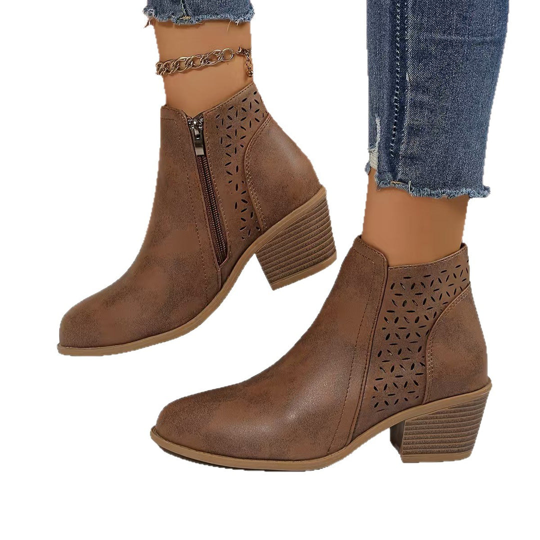 Damen Stiefeletten mit laserperforiertem Blattmuster, Wildlederoptik und mittlerem Blockabsatz Drune