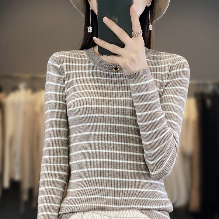 Damen Schmal geschnittener Feinstrick-Pullover mit dezenter Streifenstruktur und Rundhals Drune