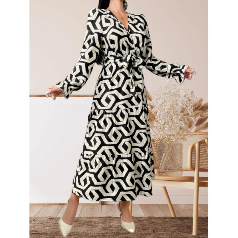 Damen Maxi-Kleid mit modernem geometrischen Druck und taillierbarem Design Drune