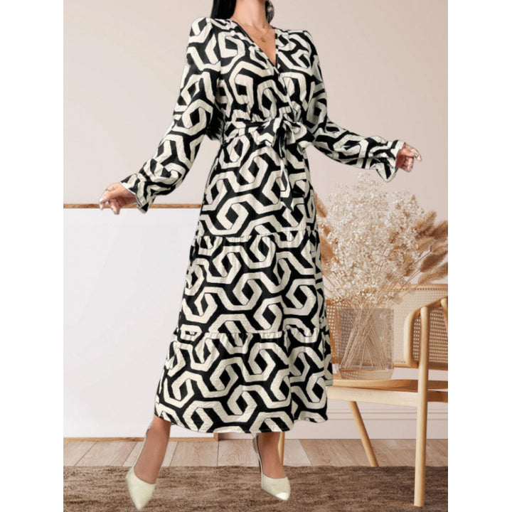 Damen Maxi-Kleid mit modernem geometrischen Druck und taillierbarem Design Drune