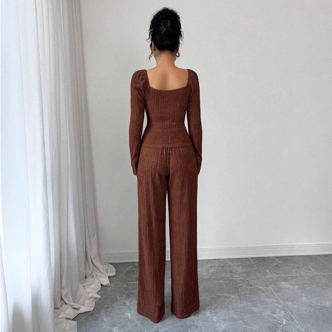 Damen nan tailliertes Blusen- und Hosen-Set aus Crinkle-Plissee mit Puffärmeln und Zierknöpfen Drune