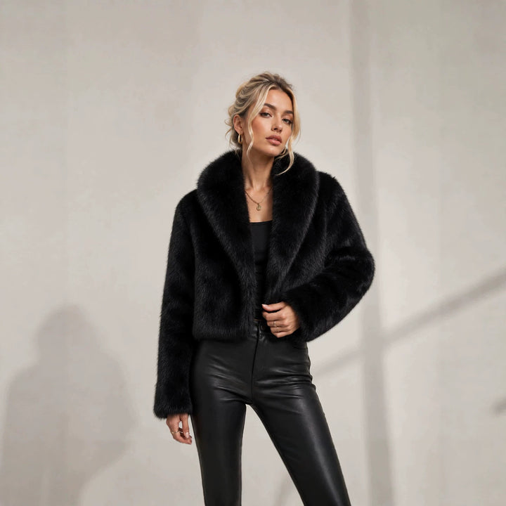 Damen Cropped Kunstpelz-Kurzjacke mit extravoluminösem Schalkragen Drune