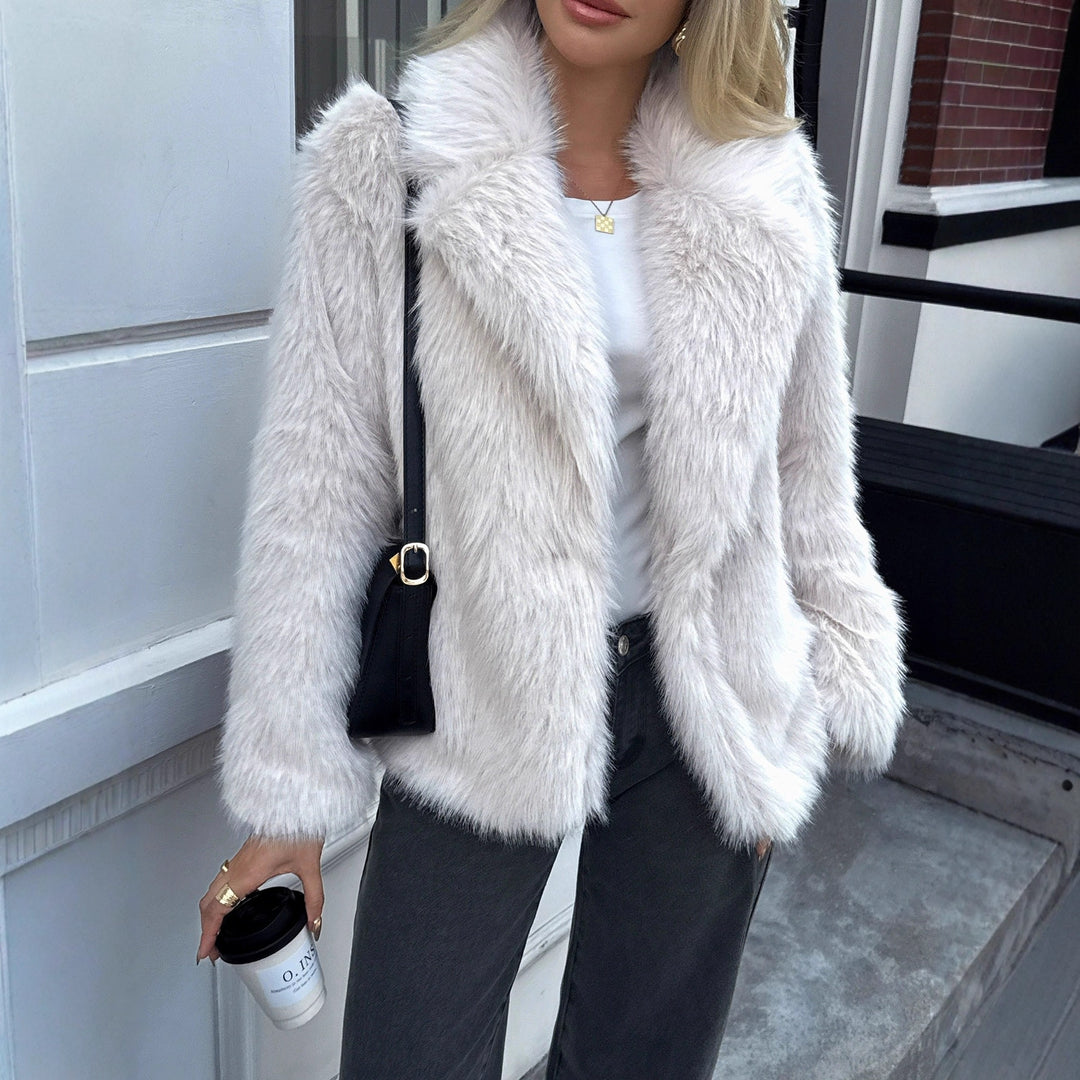 Damen Kurzjacke aus dichtem Hochflor‑Faux‑Fur mit voluminösem Umlegekragen Drune