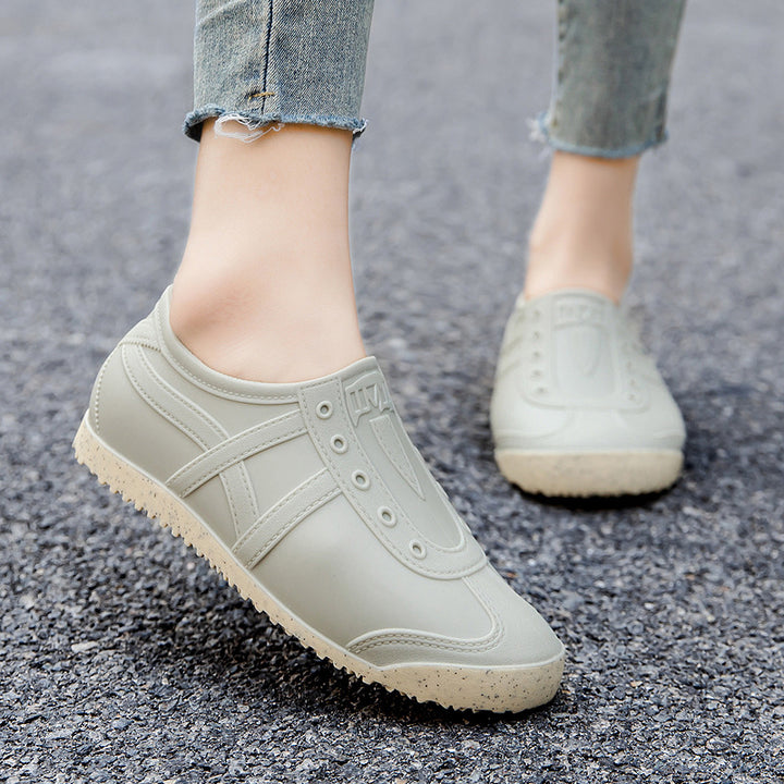 Damen Schlupf-Gummi-Sneaker mit nahtlosem Obermaterial und rutschfester Profilsohle Drune