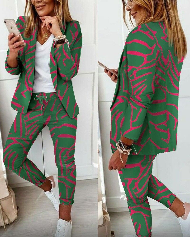 Zweiteiliges Set für Damen: Hosenanzug mit Muster, bestehend aus einem langärmeligen Blazer (offene Front, taillierter Schnitt) und einer unifarbenen langen Hose – ideal fürs Büro – DRUNE
