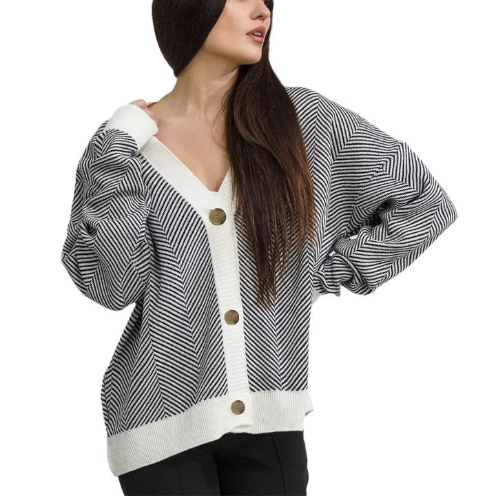 Damen gemütliche Strickjacke mit eleganten Zopfstrickdetails und Knopfverschlüssen Drune