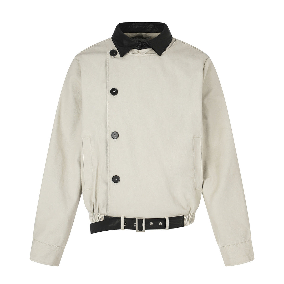 Herren Kurz geschnittener Boxy-Blouson mit asymmetrischer Knopfleiste, Taillengürtel und Kontrastkragen Drune