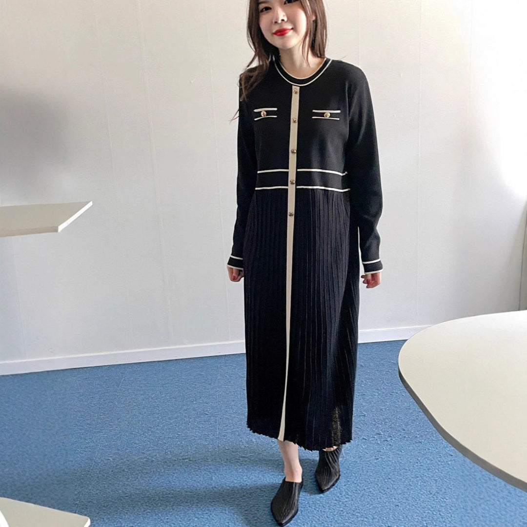 Damen Elegantes Longstrickkleid mit Kontrastpaspel, dekorativer Knopfleiste und plissiertem Rock Drune
