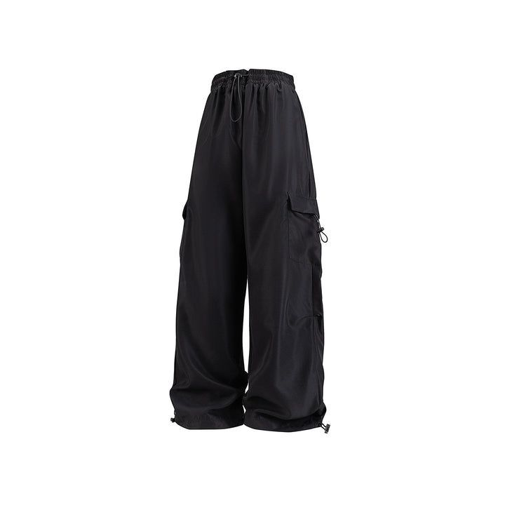 Herren Weite technische Cargo‑Hose mit Tunnelzugbund, Mehrfachtaschen und Kordelzugabschluss Drune