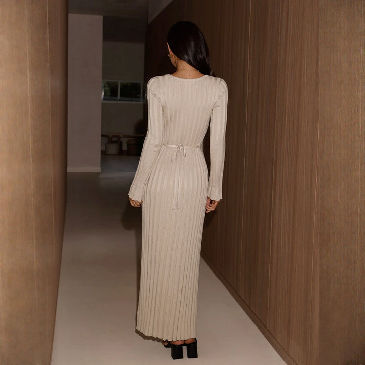 Damen Rippstrick-Maxikleid mit V-Ausschnitt, taillierter Silhouette und leicht ausgestelltem Saum Drune