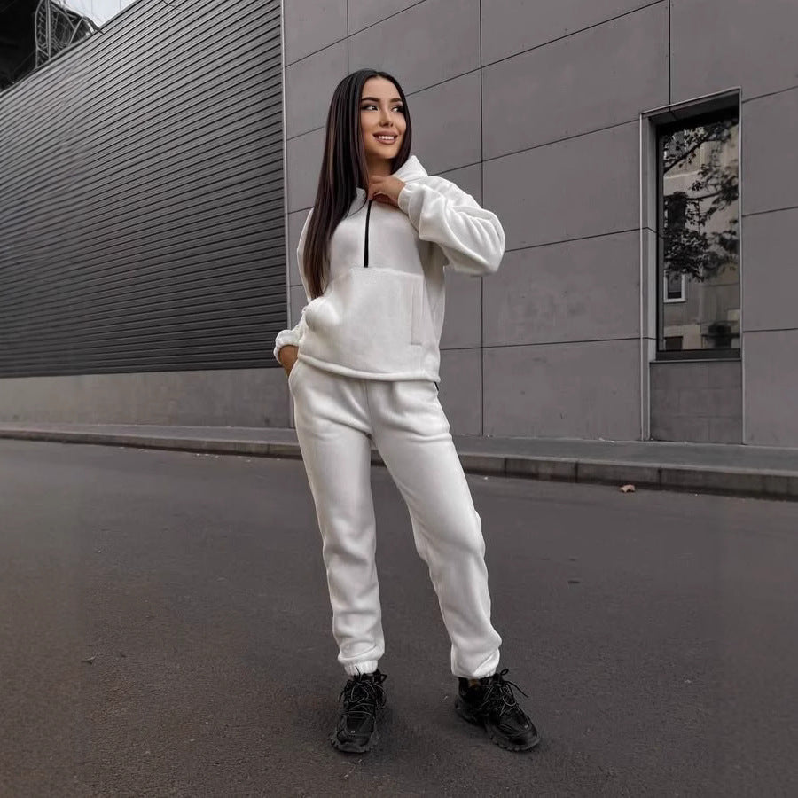 Damen sportliches Fleece-Set mit halbhohem Reißverschluss Kapuzenhoodie und lässiger Jogginghose Drune