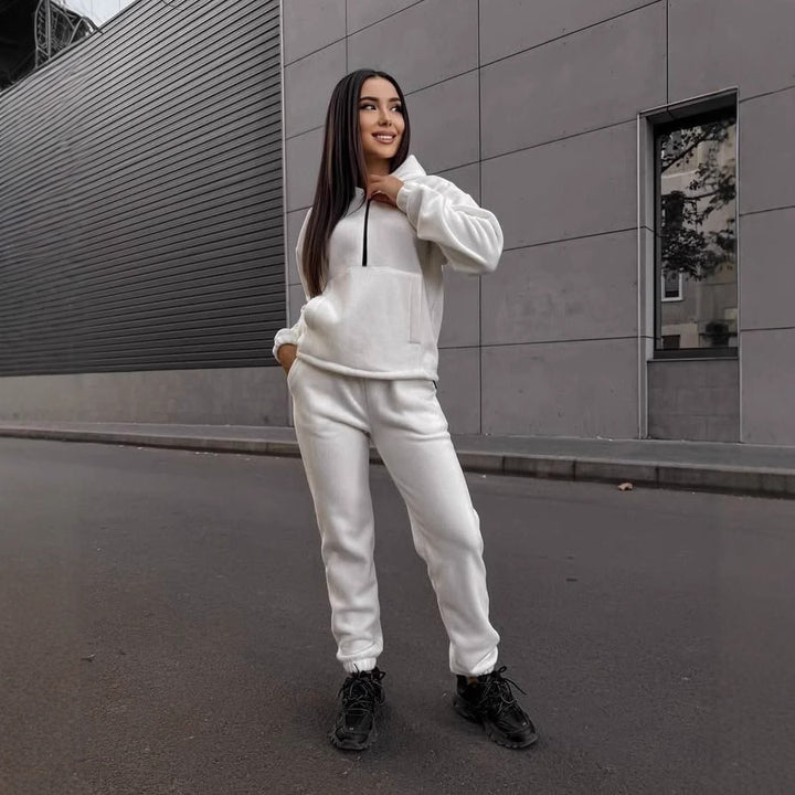 Damen sportliches Fleece-Set mit halbhohem Reißverschluss Kapuzenhoodie und lässiger Jogginghose Drune
