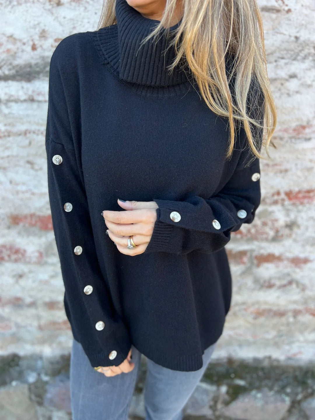Damen hochschuliger Strickpullover mit Knopfdetails Drune