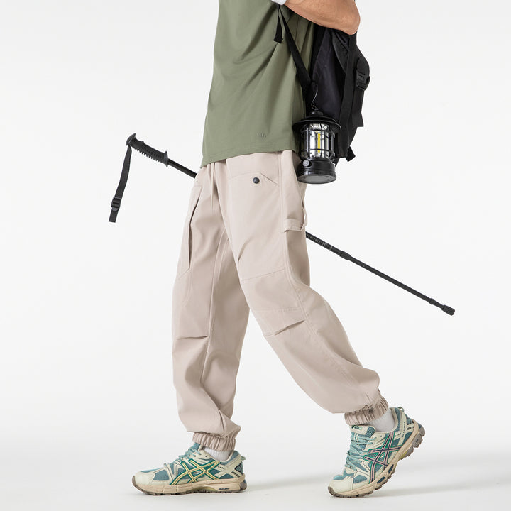 Herren Utility-Cargohose im Joggerstil mit elastischem Bund und großvolumigen Klappentaschen Drune