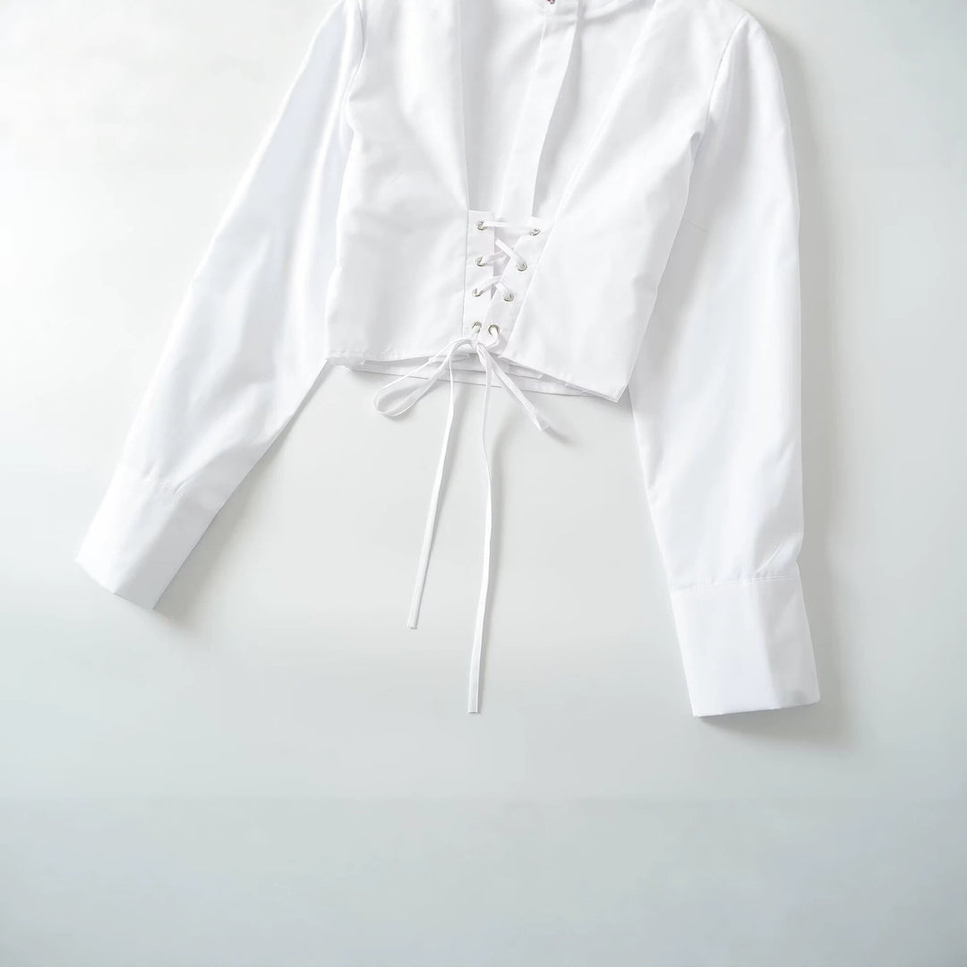 Damen Taillierte Kurzbluse mit vorderer Schnürung und Stehkragen Drune