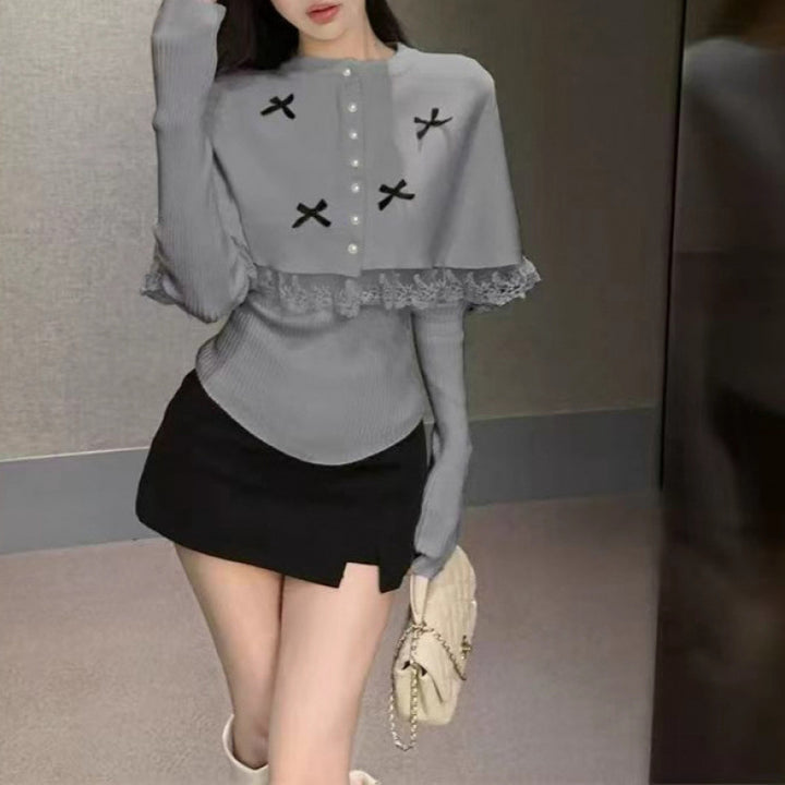 Damen Elegante Strickbluse mit Spitzenbesatz und dekorativen Knöpfen Drune