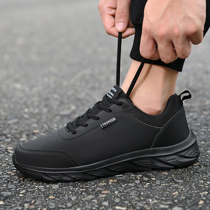 Herren nan schlanker City-Sneaker mit wasserabweisender Kunstlederoberfläche, stoßabsorbierender EVA-Zwischensohle und gepolstertem Fersenkragen Drune