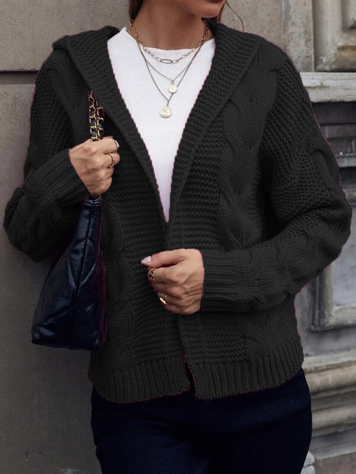 Damen Grobstrickjacke mit Kapuze und Zopfmuster Drune