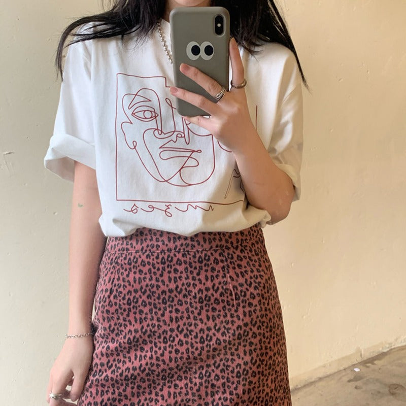 Damen Grafik T-Shirt mit modernem Linienkunst-Motiv und lässiger Passform Drune