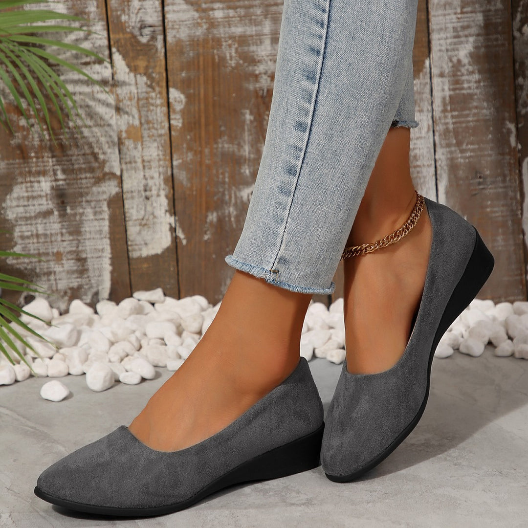 Damen Komfort-Ballerinas mit leichtem Keilabsatz, Materialmix und gepolstertem Fußbett Drune