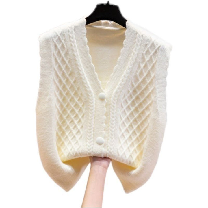 Damen Strickweste mit dekorativem Zopfmuster und Knopfdetails Drune