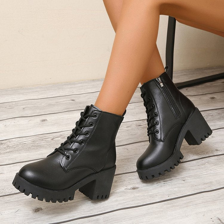 Damen High-Top Stiefeletten mit robustem Blockabsatz und Schnürung Drune