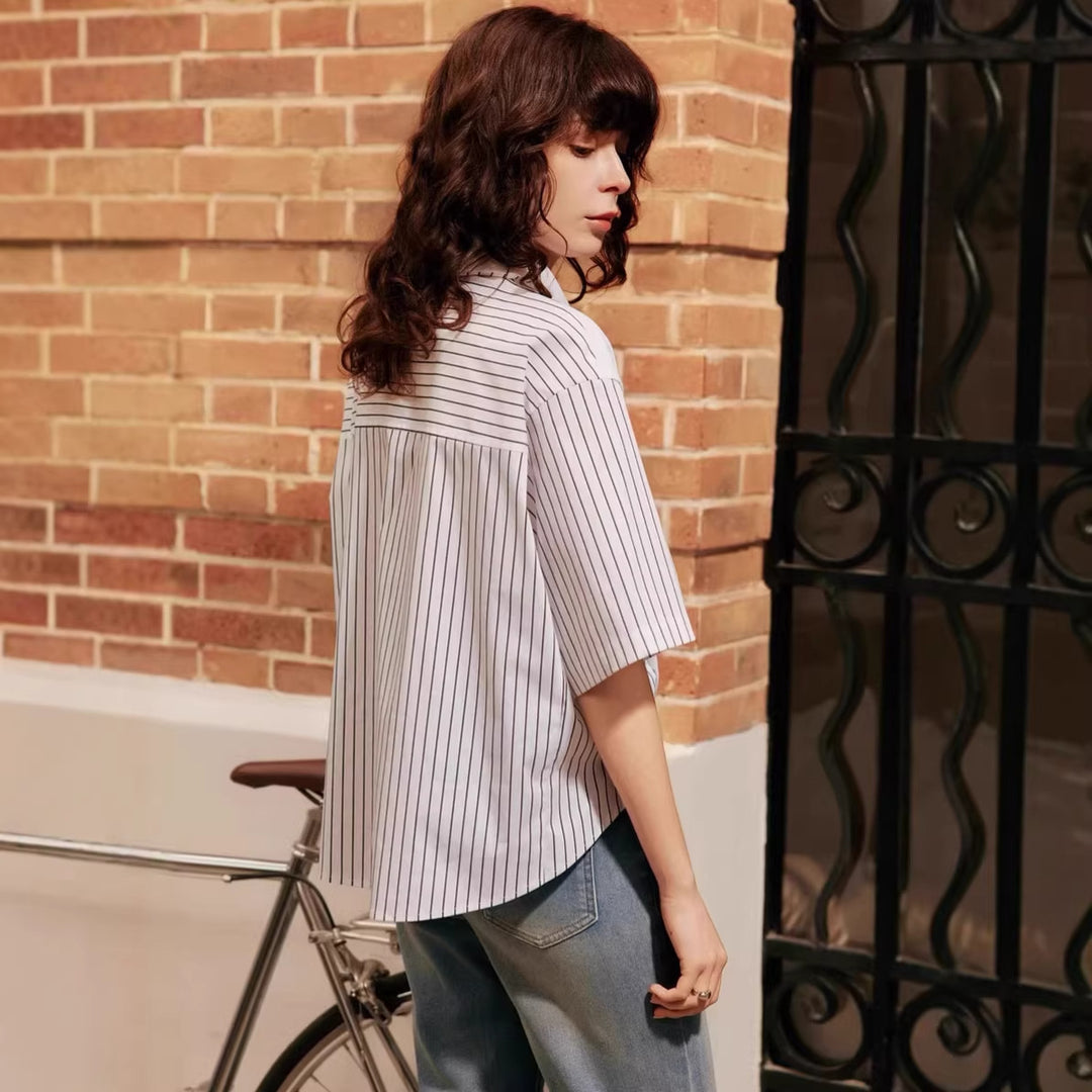 Damen Modisches Polo Shirt mit trendigen Streifen und Reißverschluss Drune