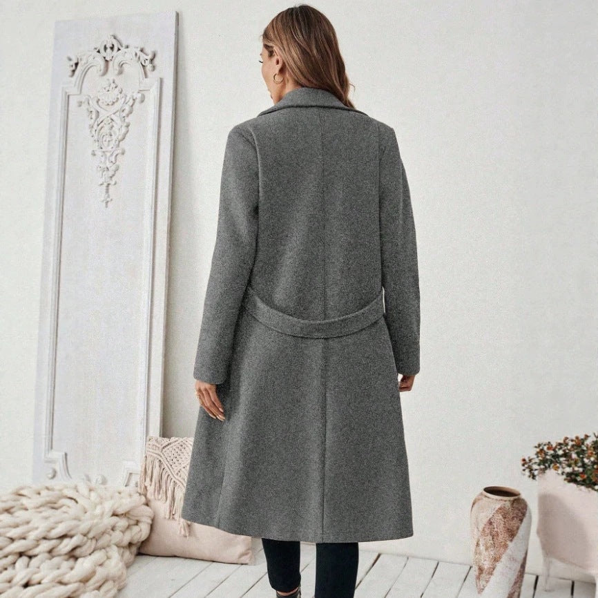 Damen Longline-Mantel mit Reverskragen und Pattentaschen-Detail Drune