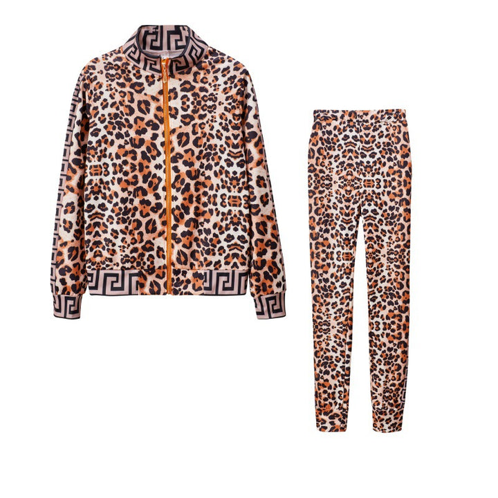 Damen Sportanzug mit urbanem Leoparden-Muster und bequemen Details Drune