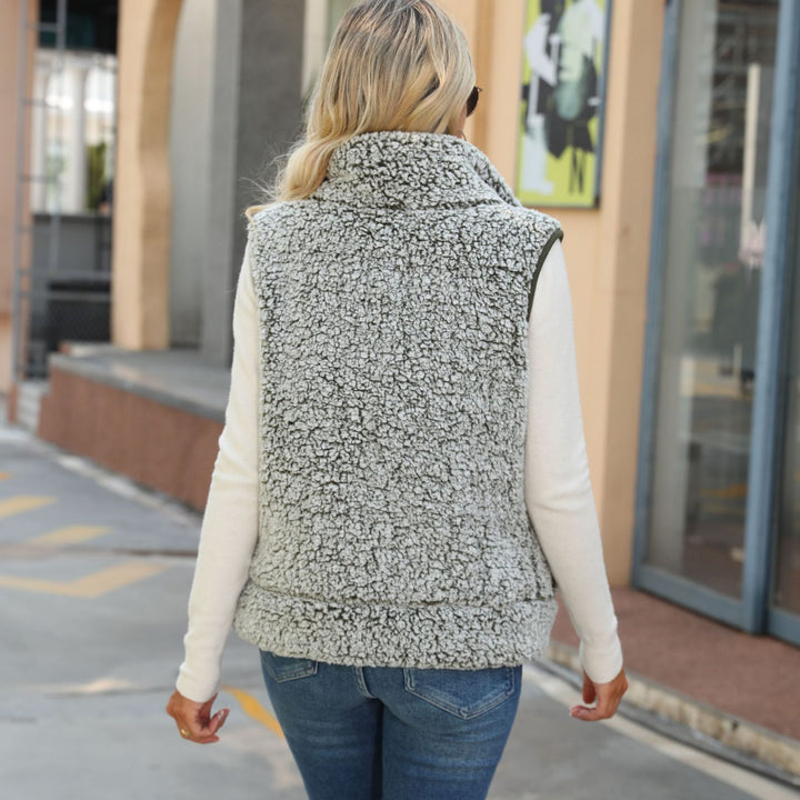 Damen Kuschelige Fleece-Weste mit großzügigen Taschen und hohem Kragen Drune