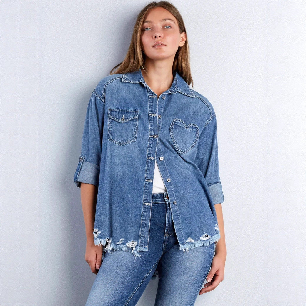 Damen Denim-Bluse mit Herz-Applikation und fransigem Saum Drune
