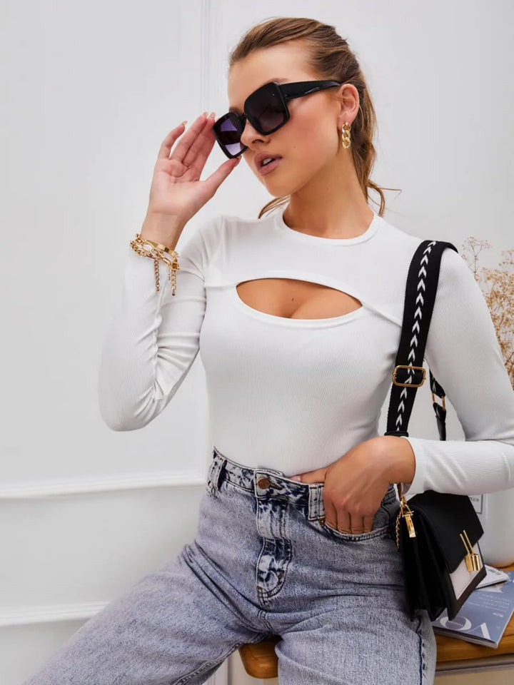 Damen Langarmshirt mit kreativem Ausschnitt und feiner Rippstruktur