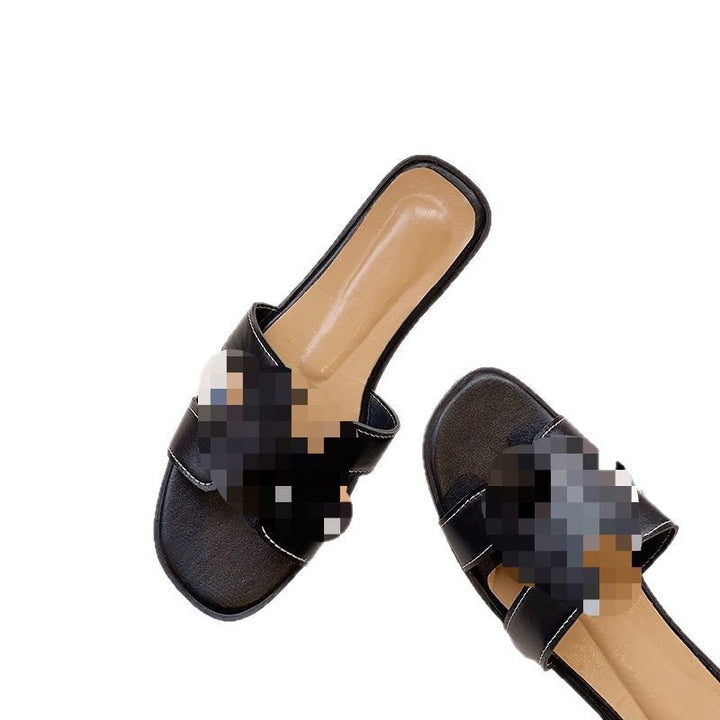 Damen Flache Lederoptik-Pantoletten mit gepolstertem Fußbett und Cut-Out Zierriemen Drune