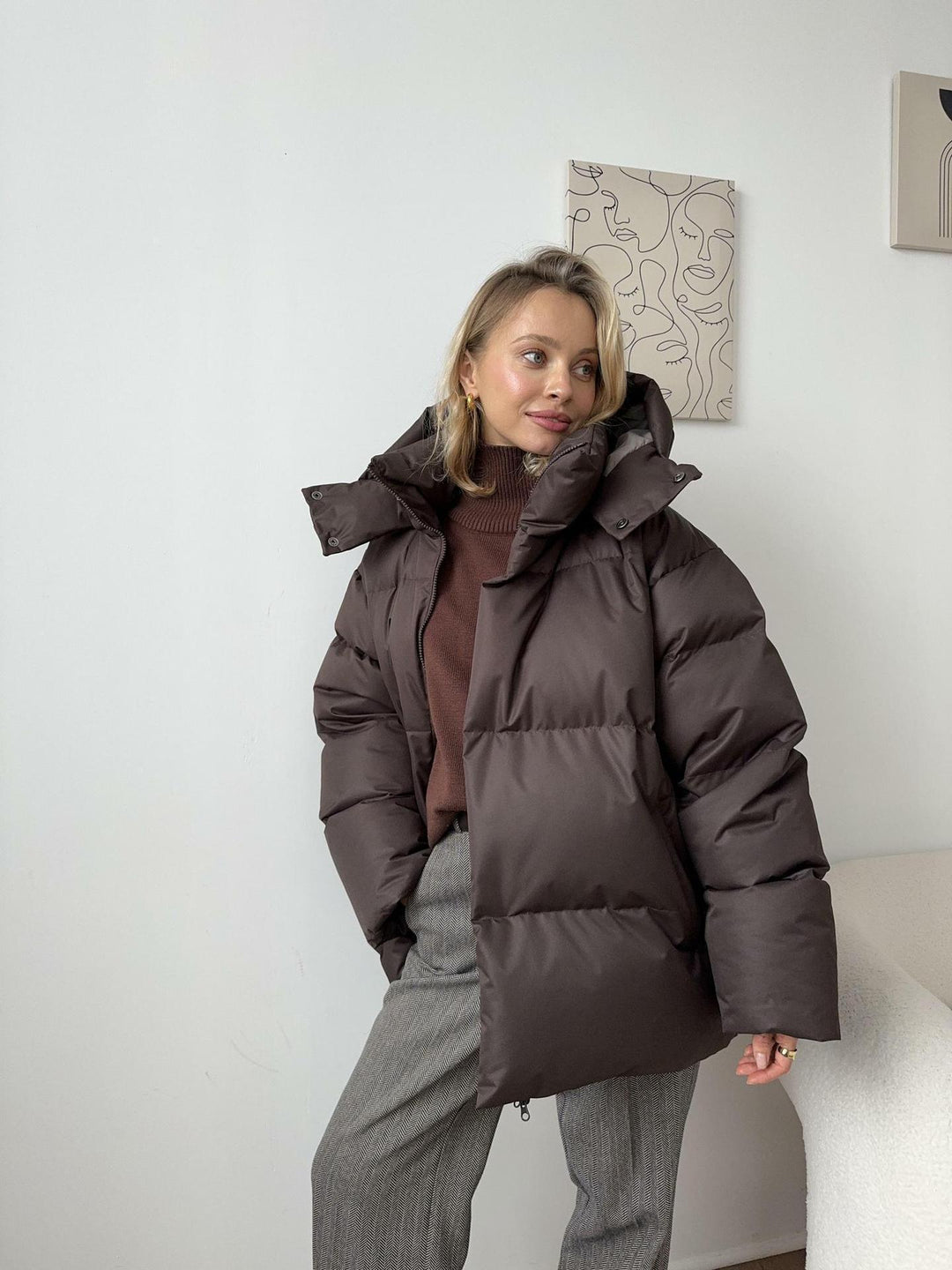 Damen sportliche Daunenjacke mit hohem Kragen und voluminösem Schnitt Drune
