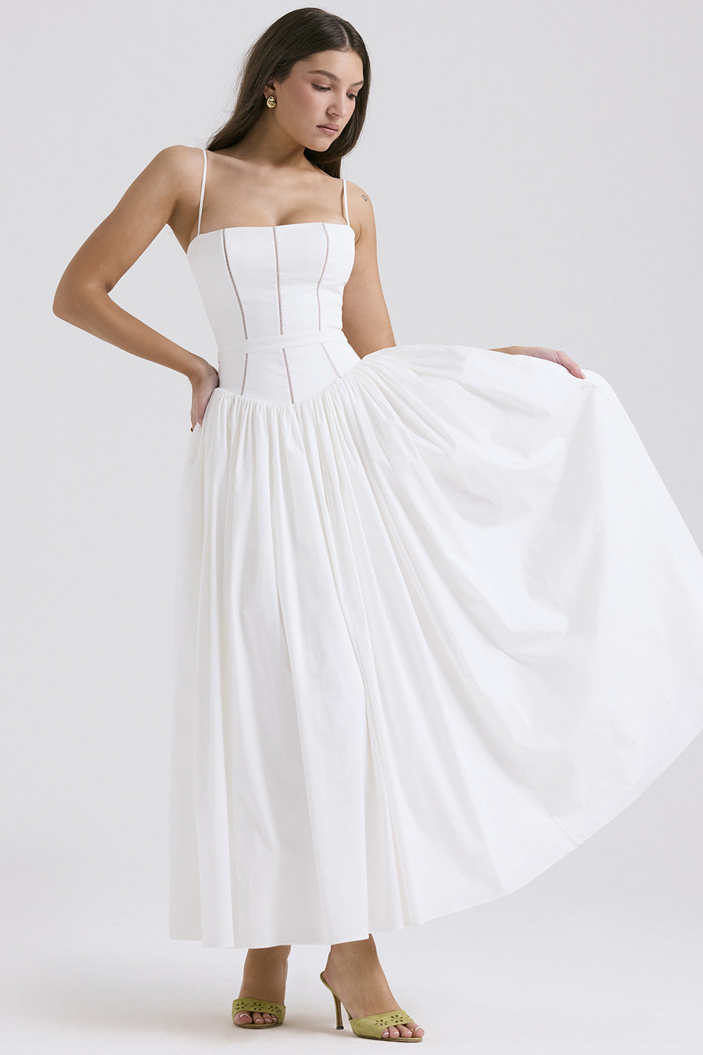Damen nan tailliertes Korsagenkleid mit Spaghettiträgern und voluminösem Tellerrock Drune