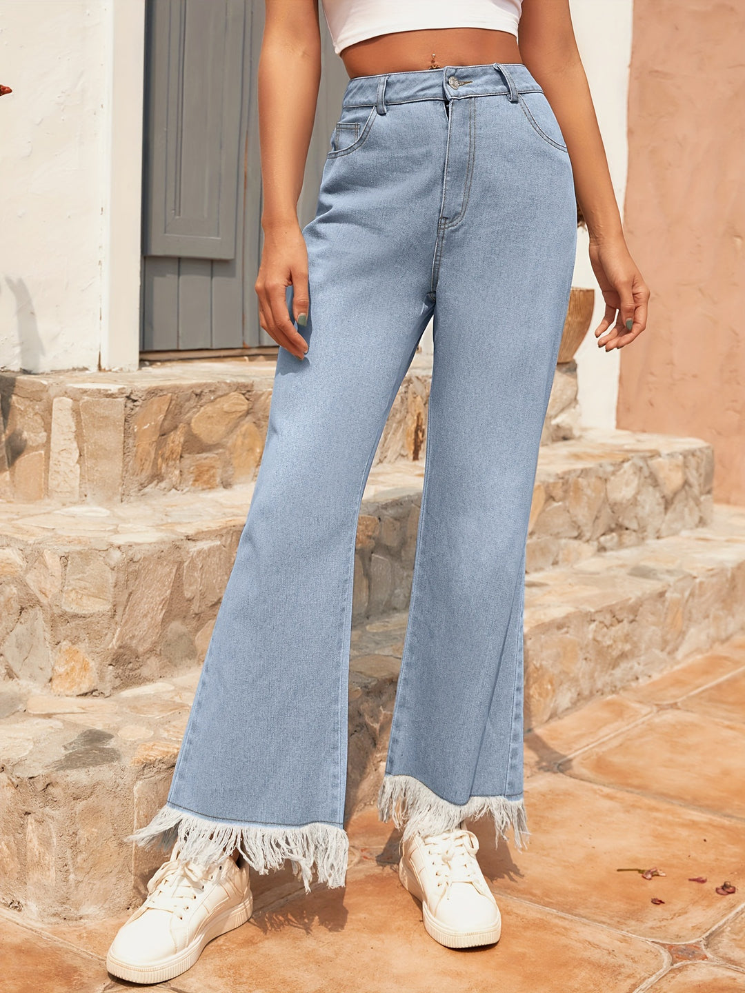 Damen Weite Flared Jeans mit fransigem Saum Drune