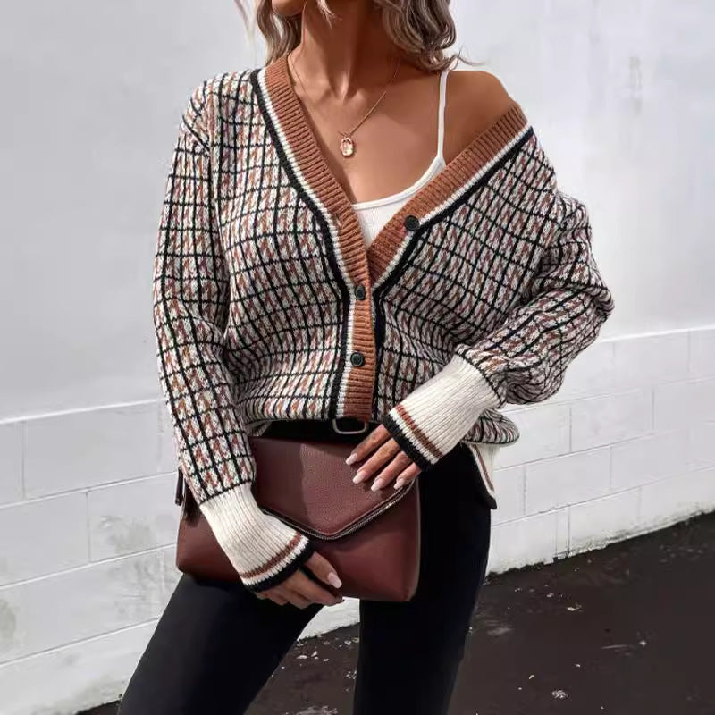 Damen Modische Strickjacke mit detailreichem Karo-Muster und handgearbeiteten Knöpfen Drune