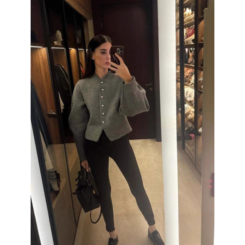Damen modische Strickjacke mit auffälligen Knöpfen Drune