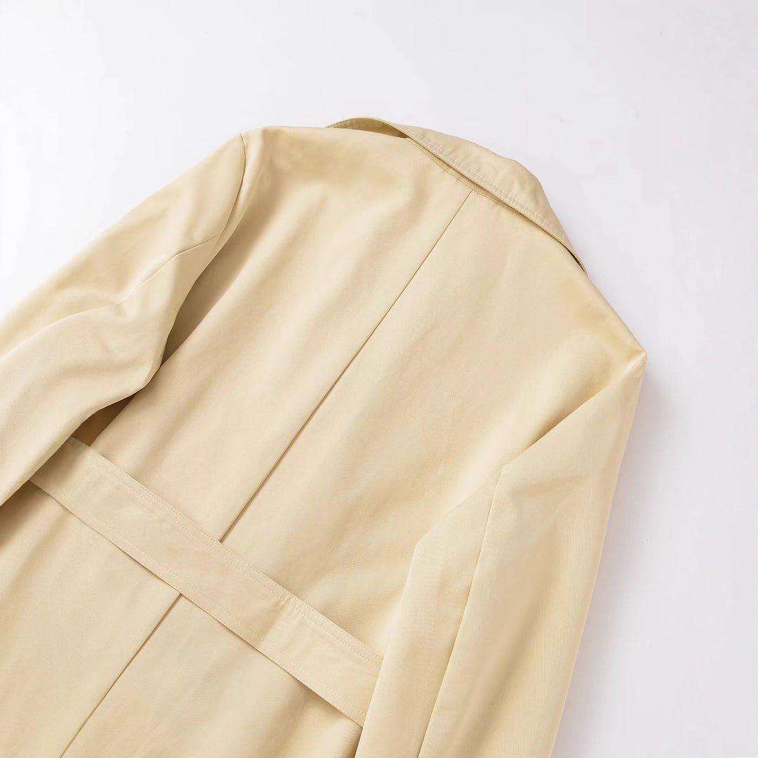 Damen Midi-Trenchcoat aus leichtem Funktionsstoff mit Bindegürtel und Sturmklappe Drune