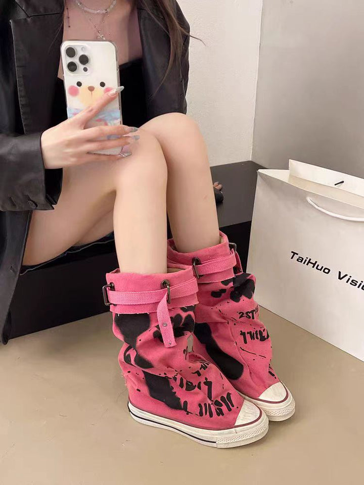Damen Slouchy Canvas-High-Top Sneaker-Stiefel mit Gurt und Graffiti-Print Drune