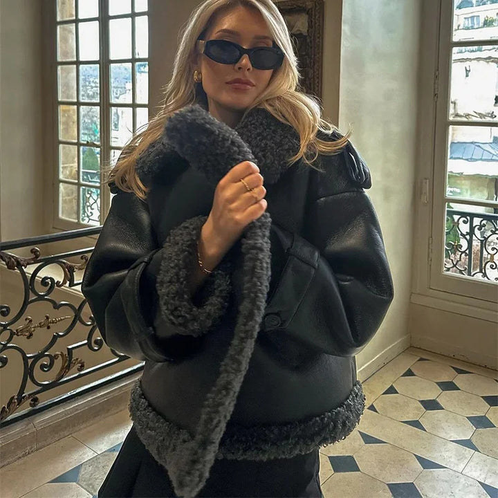 Damen Modische Kunstlederjacke mit kuscheligem Fellkragen und tailliertem Gürtel Drune