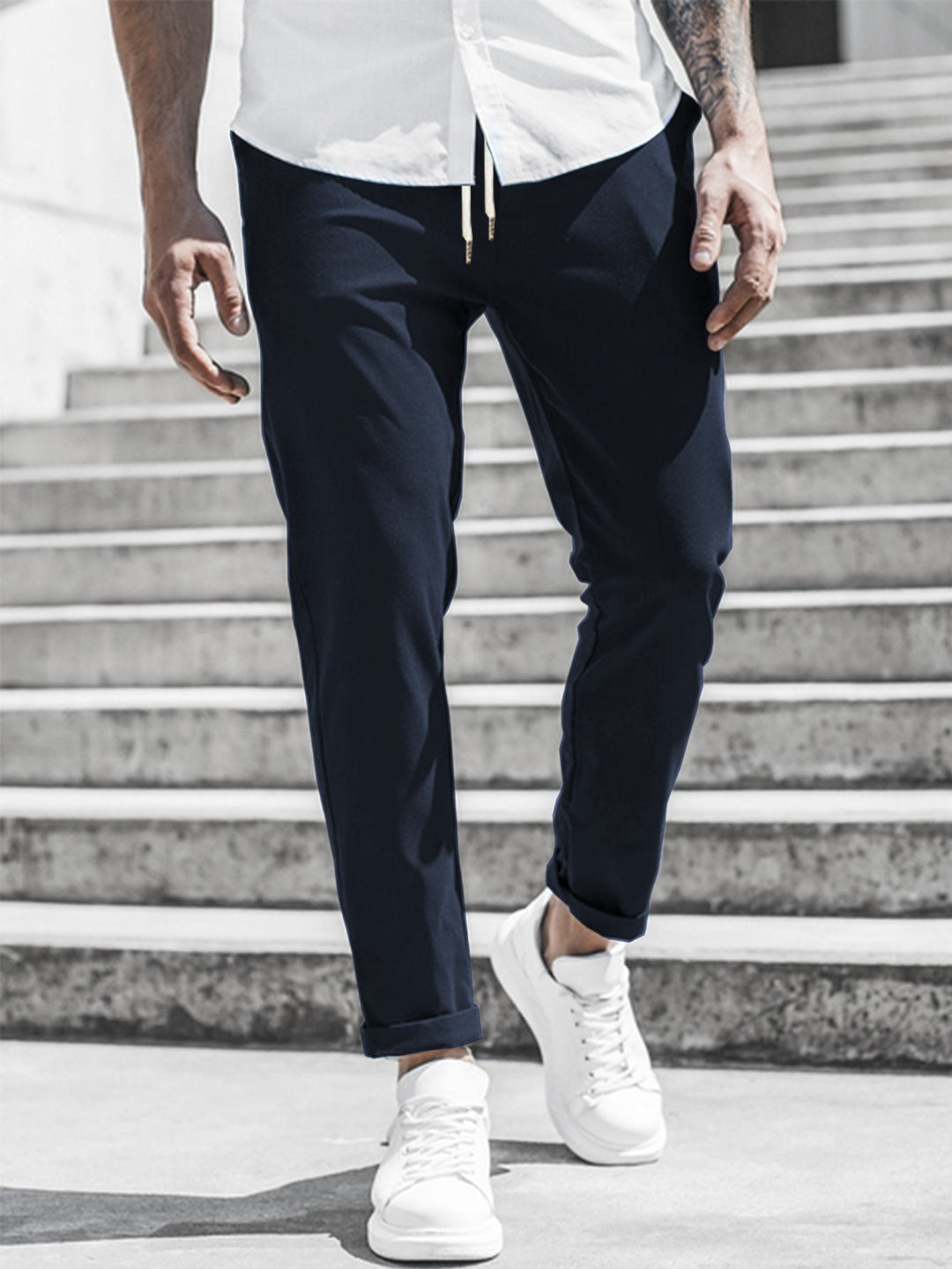 Drune Herren Freizeithose mit Kordelzug und Seitentaschen