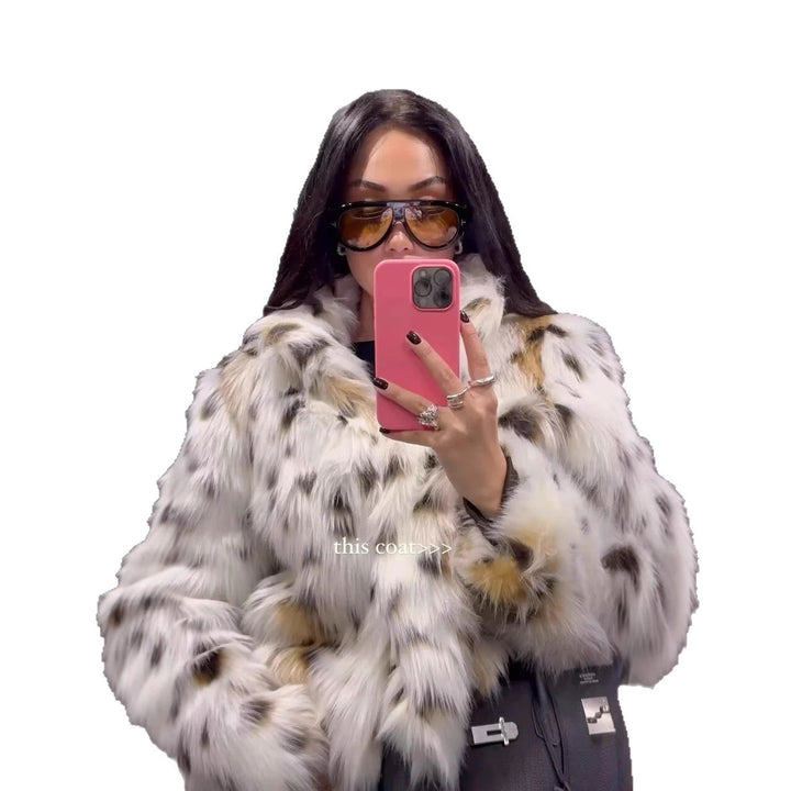 Damen Kurzjacke aus luxuriösem Kunstpelz mit gefleckter Felloptik und gerader Silhouette Drune