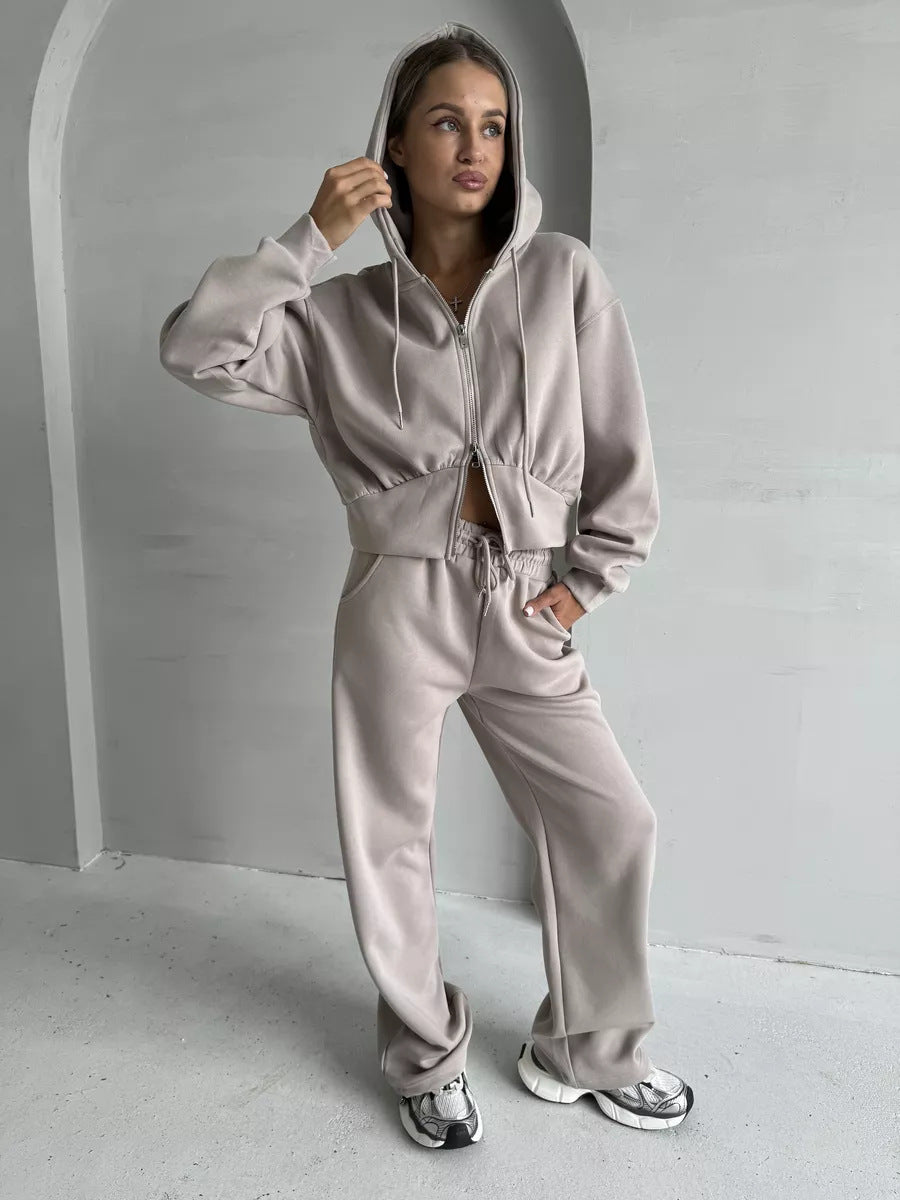 Damen gekürzte Zip-Kapuzenjacke mit formender Taillennaht und relaxed High-Waist Loungehose Drune